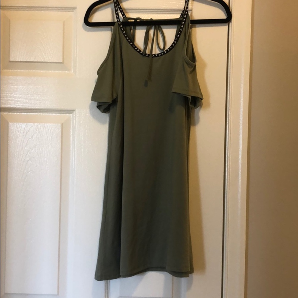 Off the Shoulder Green Swing Dress